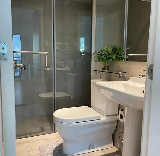 Aveline Aesthetic Skydeck View Acqua Private Residences Near Rockwell Makati Apartment